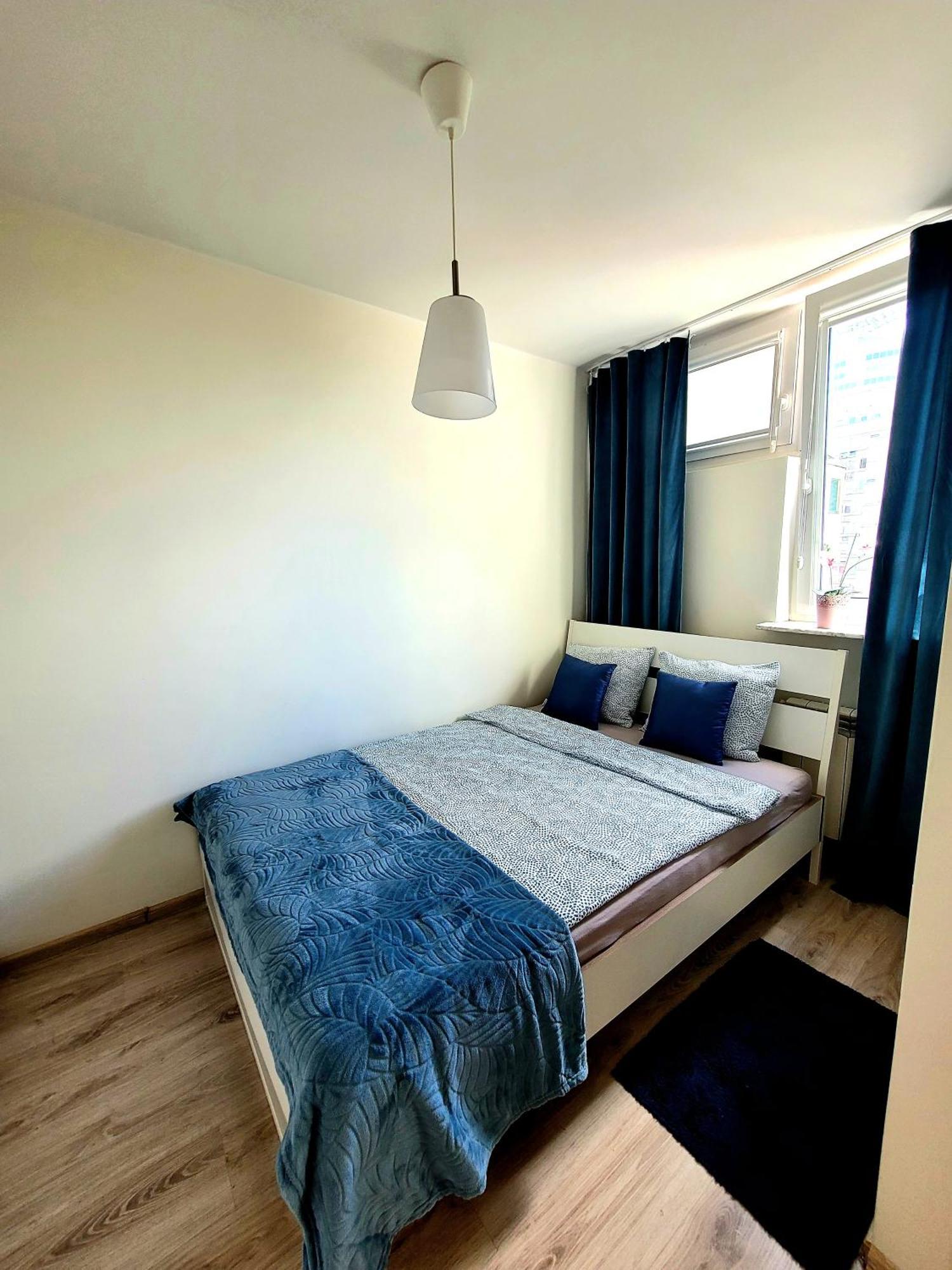 Apartament Centrum Rondo Onz Warszawa